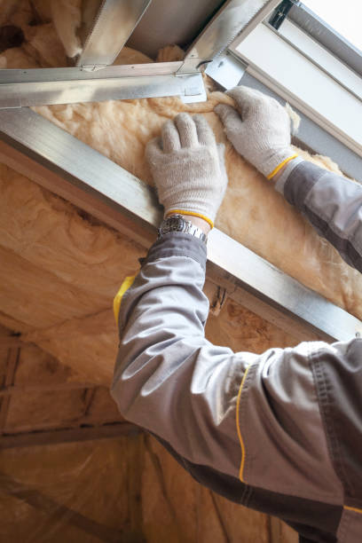 Best Home Insulation Services  in Wyandanch, NY