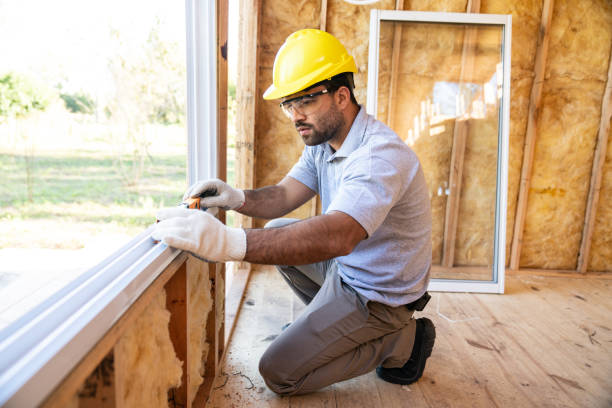 Best Insulation Contractors for Homes  in Wyandanch, NY