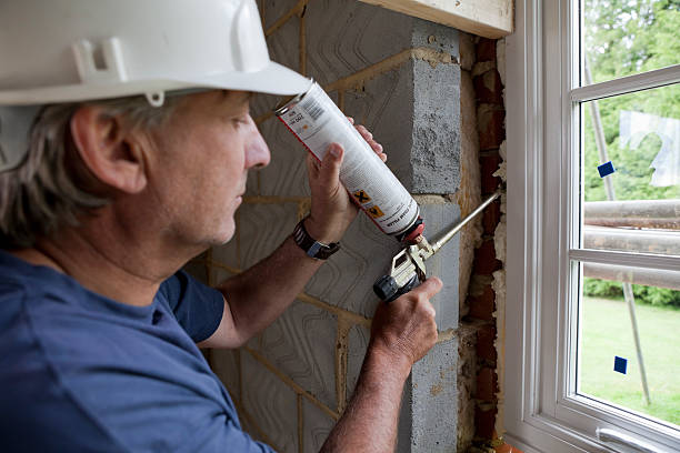 Best Residential Insulation Services  in Wyandanch, NY